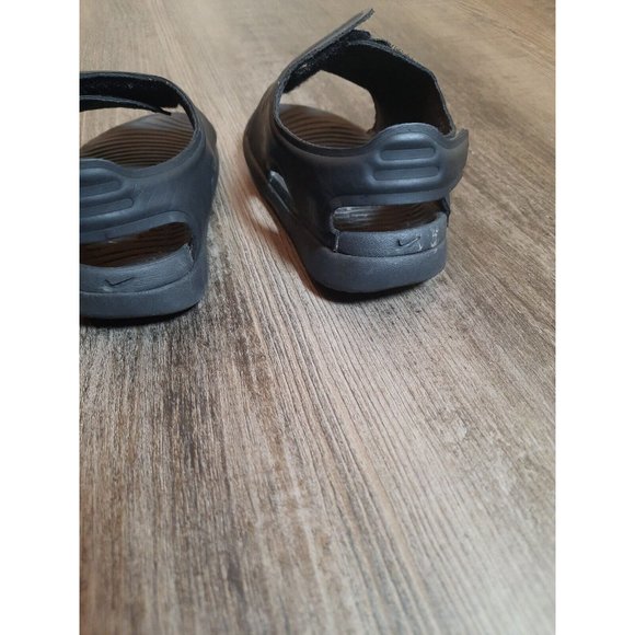 Nike Sunray Adjustable Black Toddler Sandals Size 6C AJ9077-001 Beach Pool Swim - Picture 4 of 7